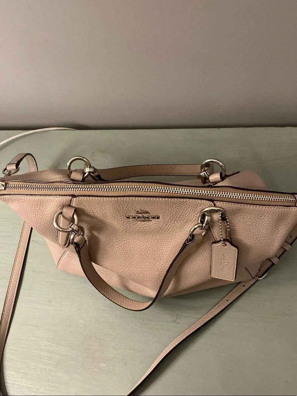 Coach F28993 Kelsey Pebbled Leather Shoulder Satchel Crossbody in Grayish Taupe - Picture 5 of 14